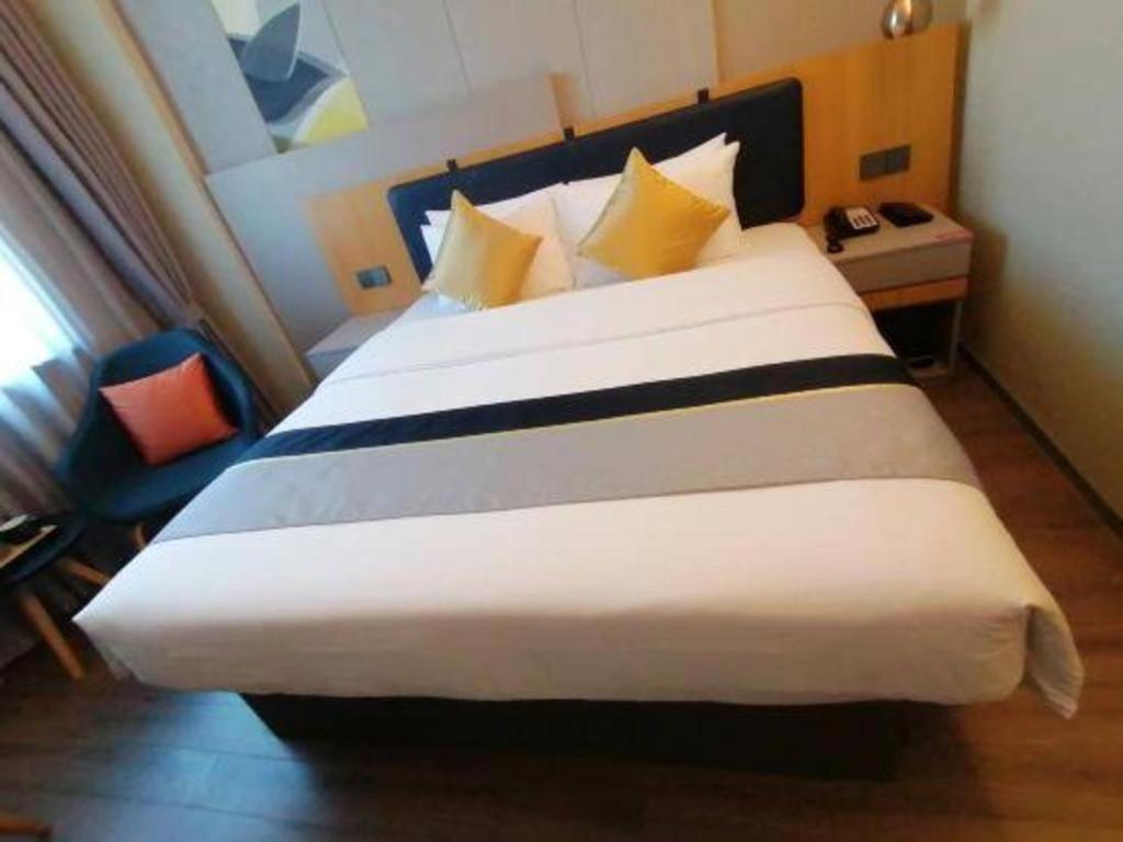 Home Inn Kunming Baita Road 쿤밍 외부 사진