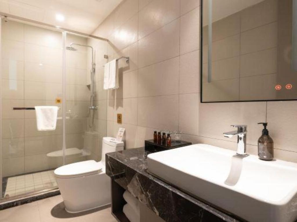 Home Inn Kunming Baita Road 쿤밍 외부 사진