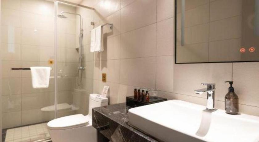 Home Inn Kunming Baita Road 쿤밍 외부 사진