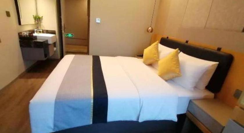 Home Inn Kunming Baita Road 쿤밍 외부 사진