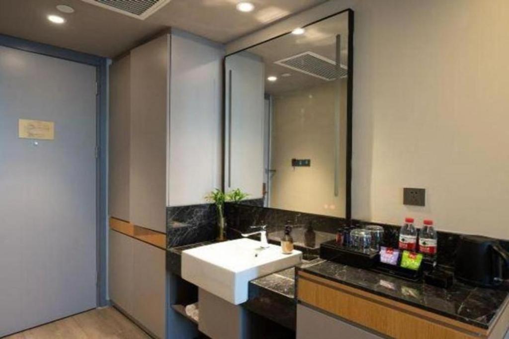 Home Inn Kunming Baita Road 쿤밍 외부 사진